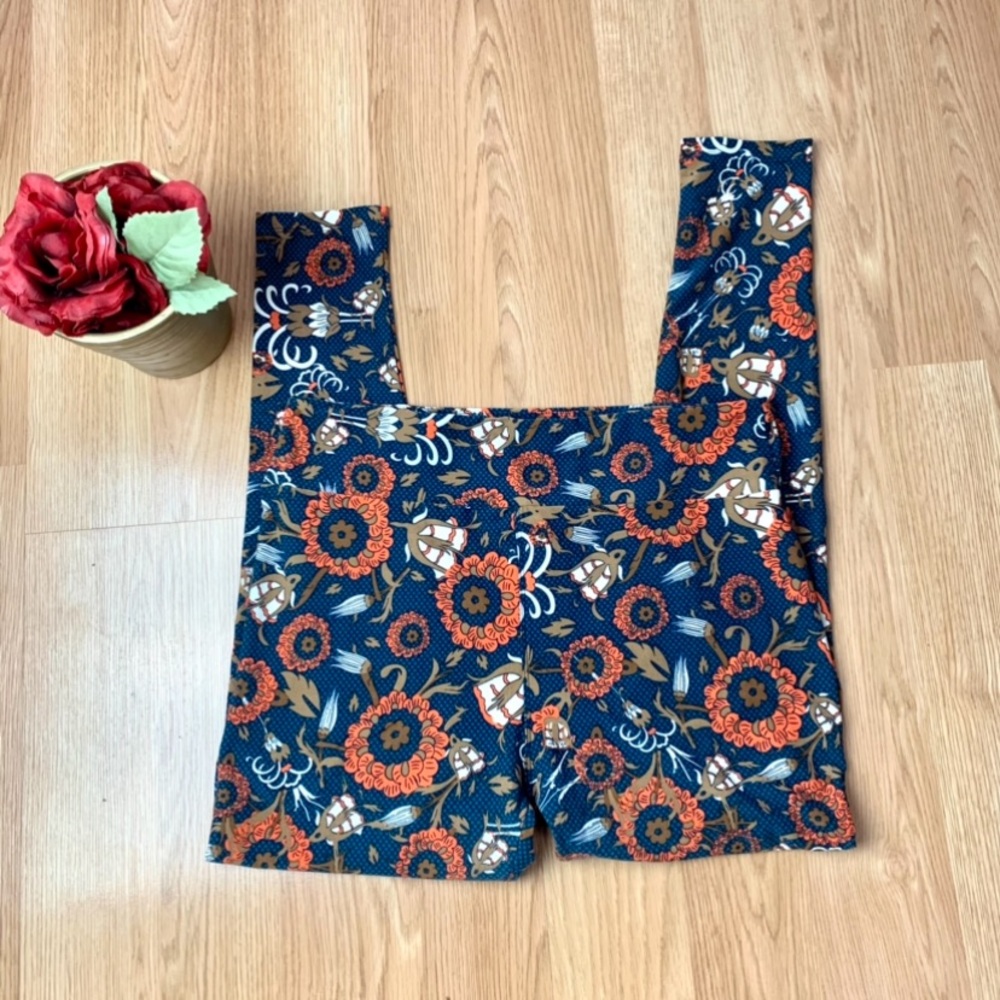 LuLaRoe Floral Designed Leggings🤩